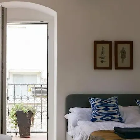 Cozy Townhouse With Garden